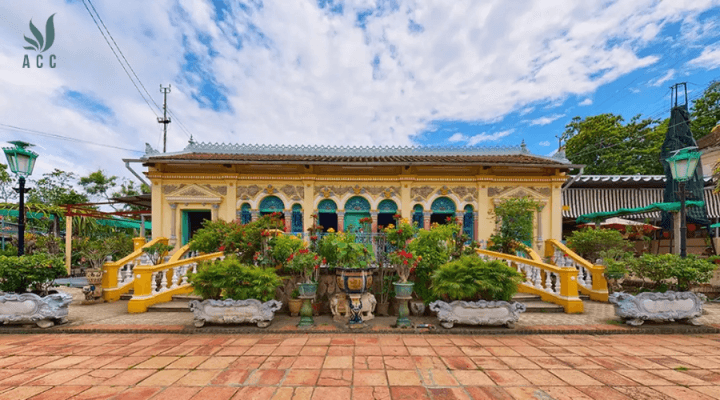 Nhà cô binh thuy cần thớ